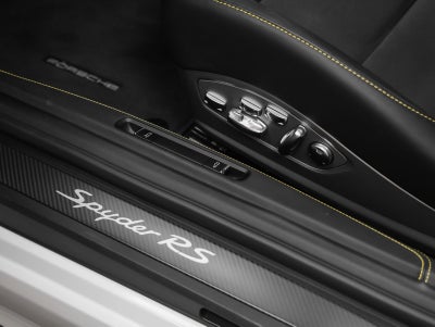 2025 Porsche 718 Spyder RS