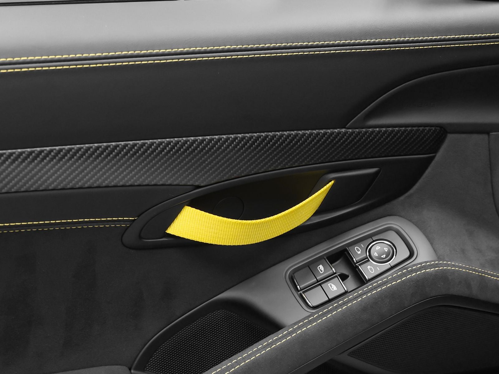 2025 Porsche 718 Spyder RS