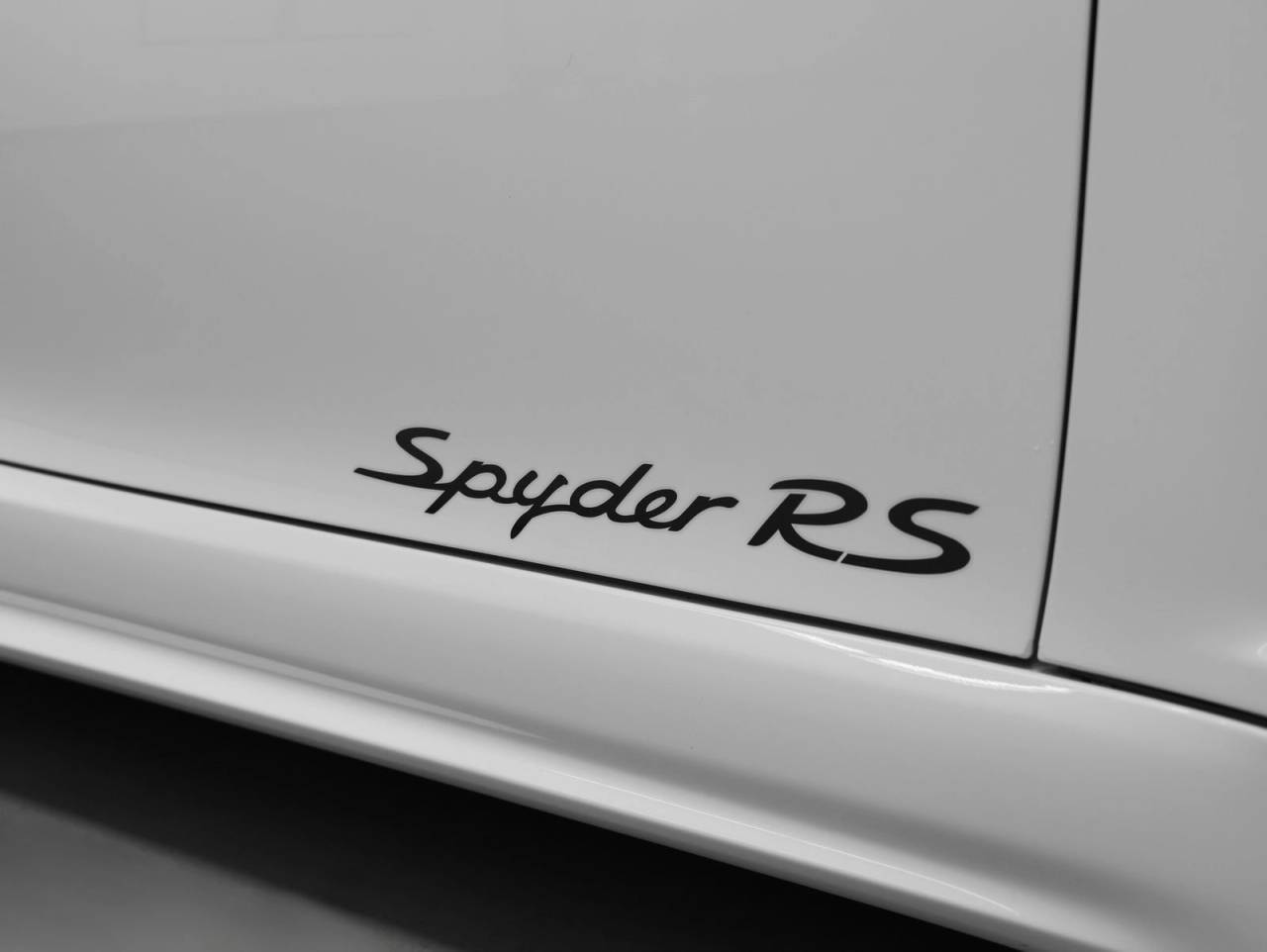 2025 Porsche 718 Spyder RS