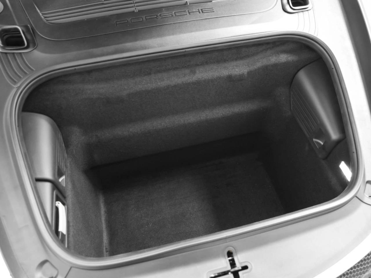 2025 Porsche 718 Spyder RS