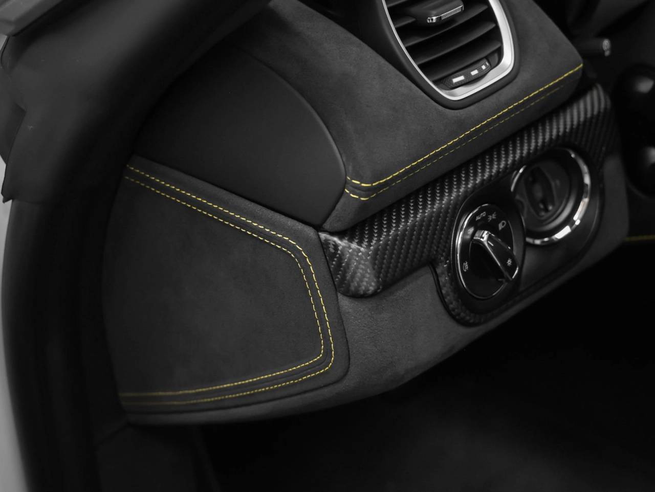 2025 Porsche 718 Spyder RS