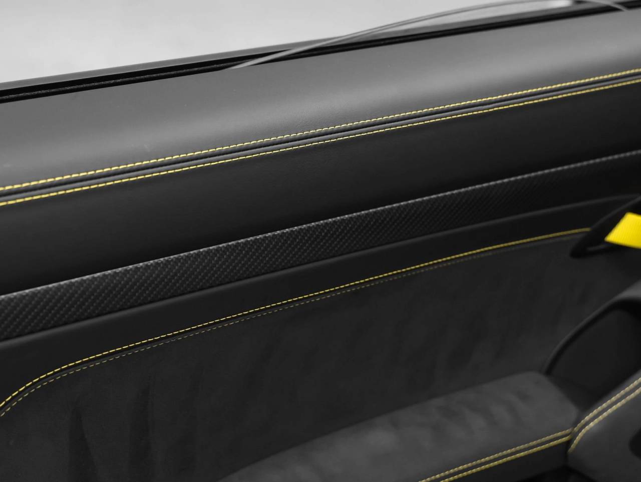 2025 Porsche 718 Spyder RS