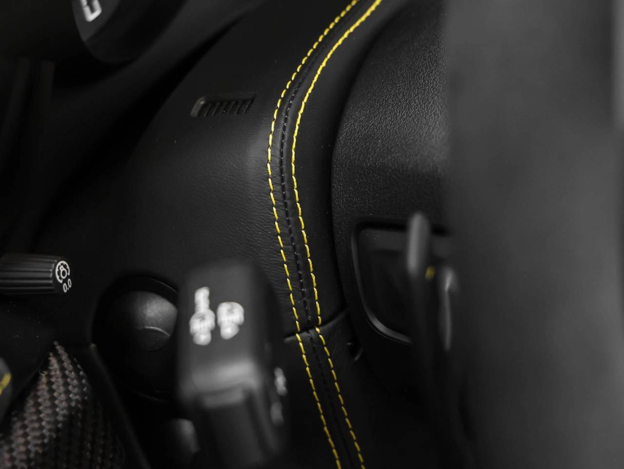 2025 Porsche 718 Spyder RS