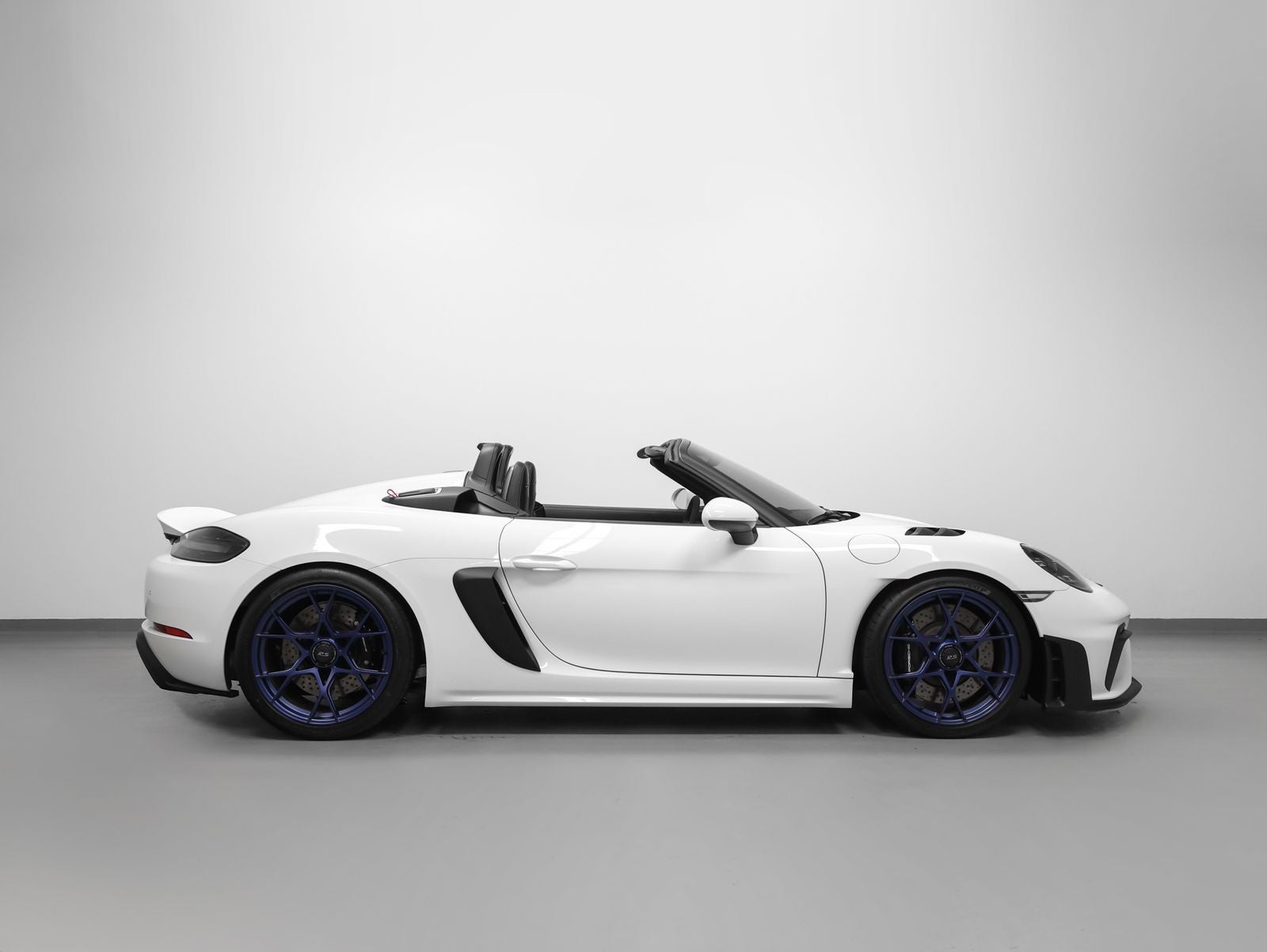 2025 Porsche 718 718 Spyder RS