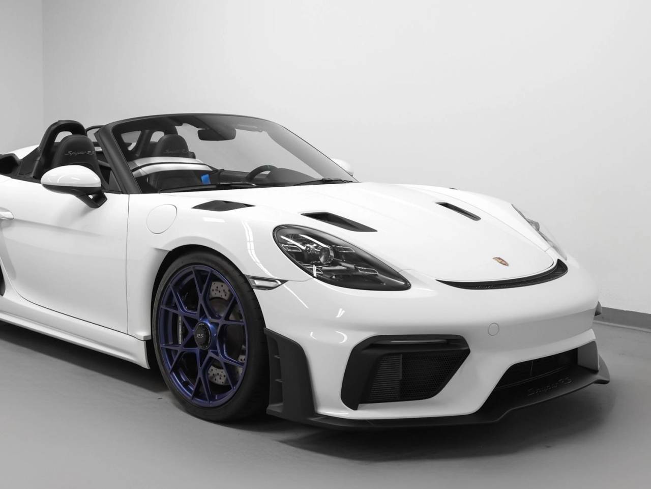 2025 Porsche 718 718 Spyder RS