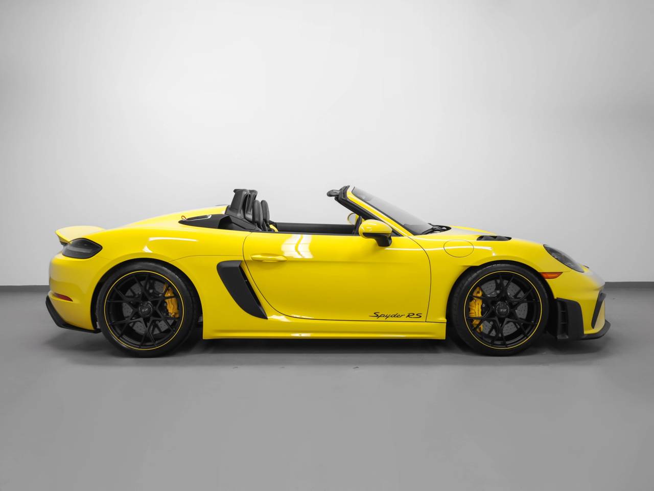 2025 Porsche 718 718 Spyder RS