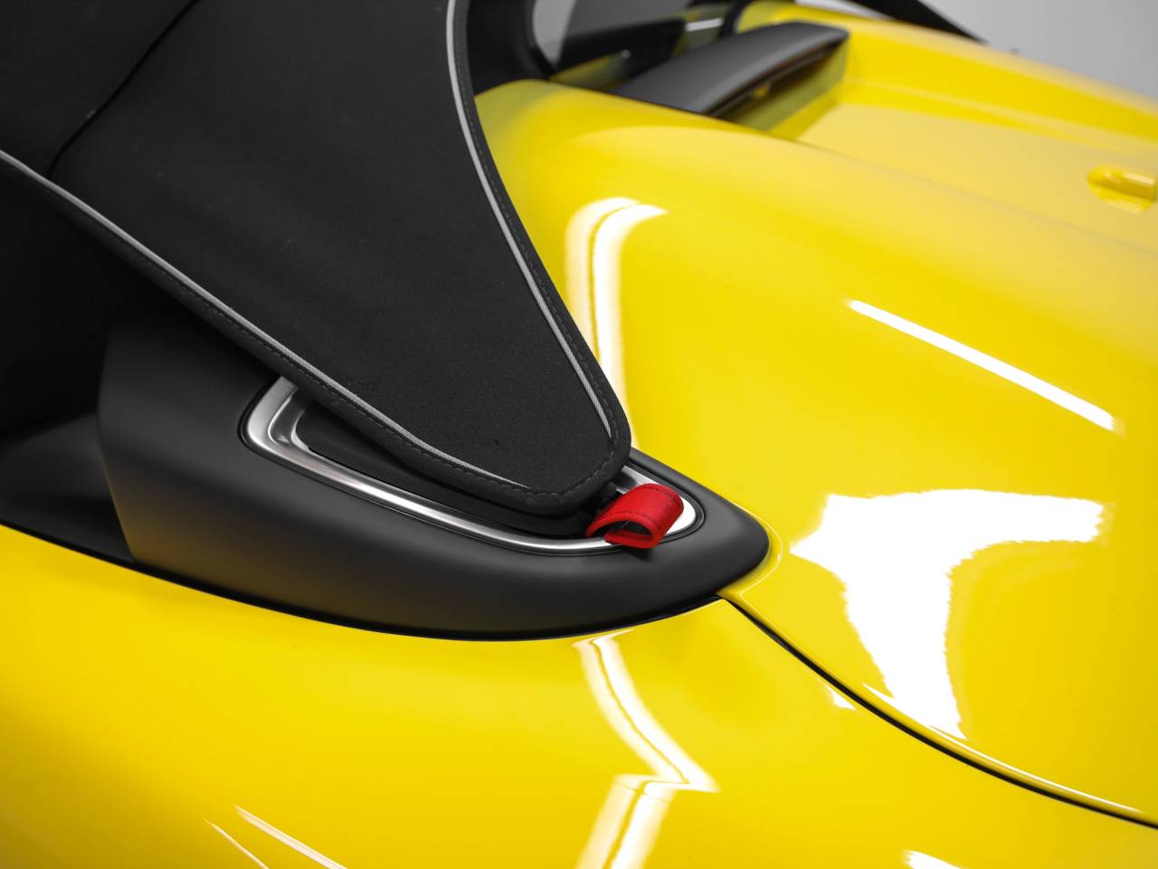 2025 Porsche 718 718 Spyder RS