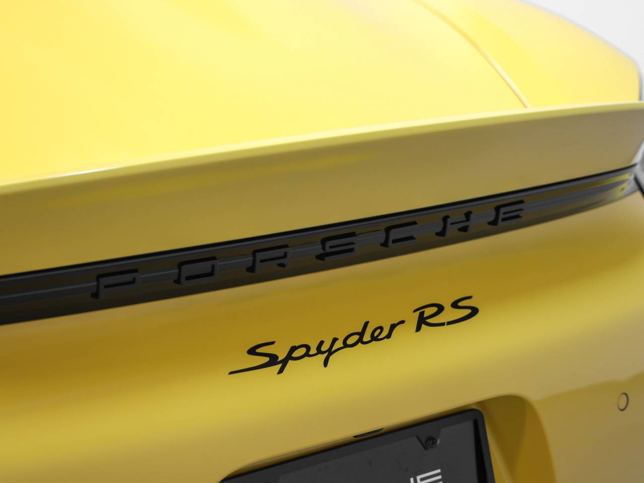 2025 Porsche 718 718 Spyder RS
