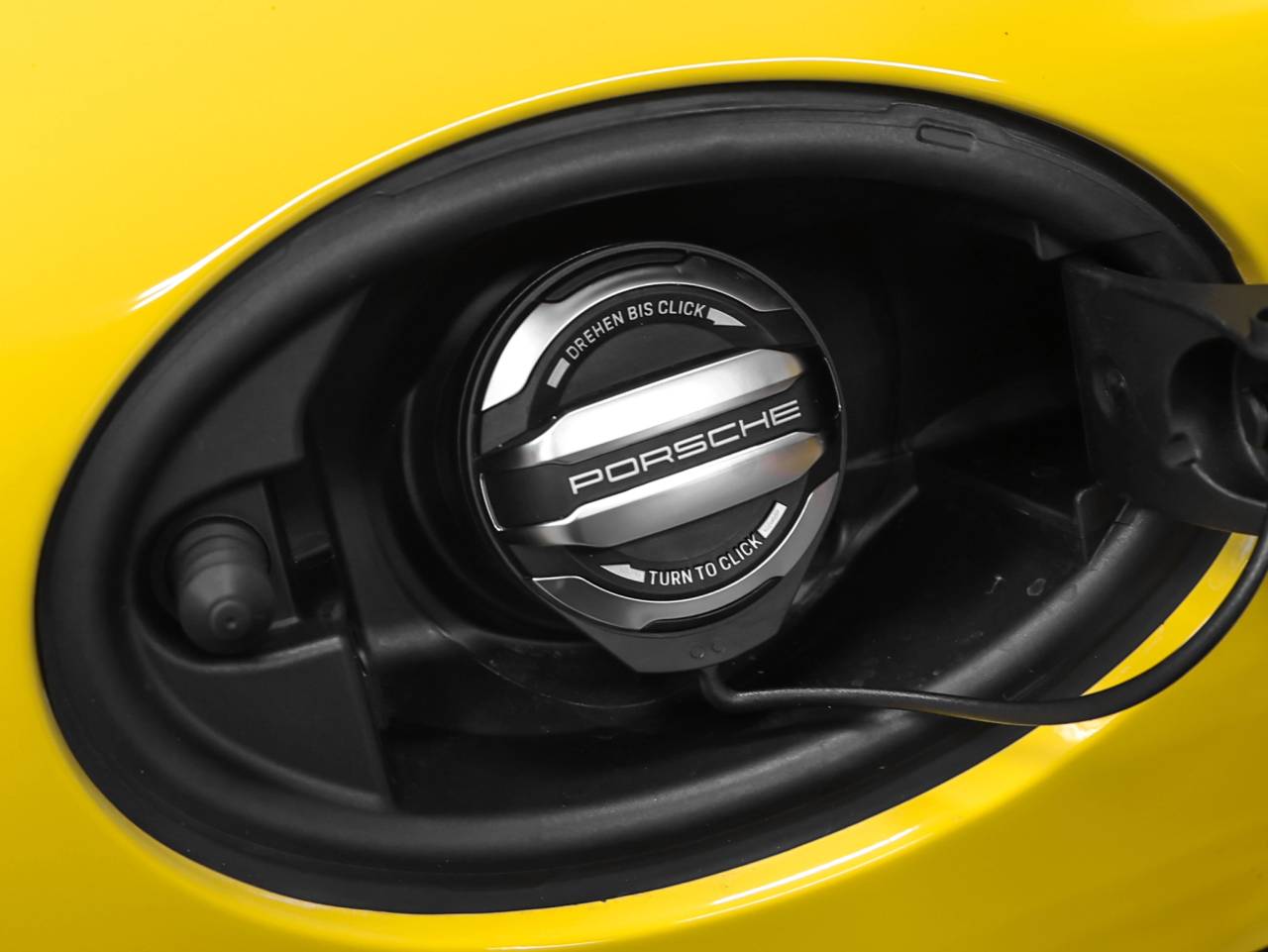 2025 Porsche 718 718 Spyder RS