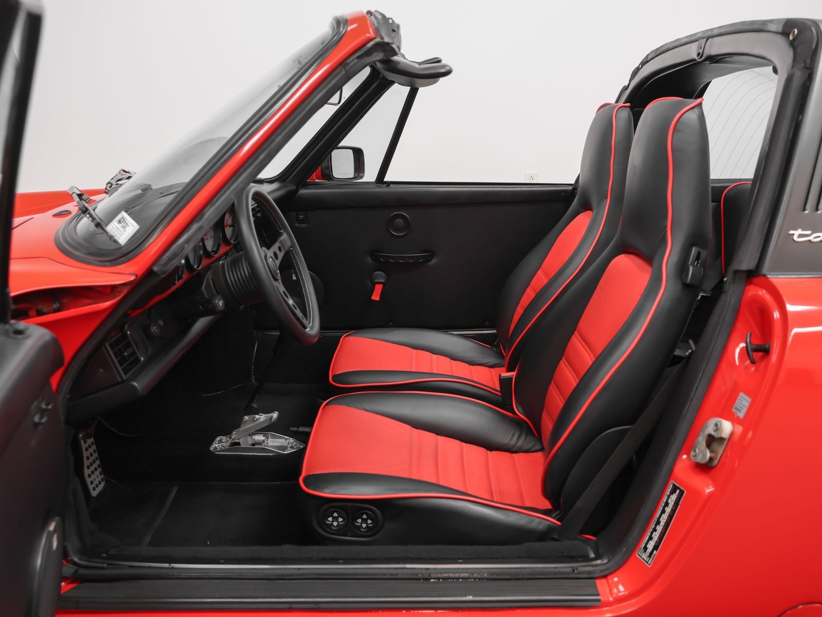1988 Porsche 911 SC Targa (RHD)
