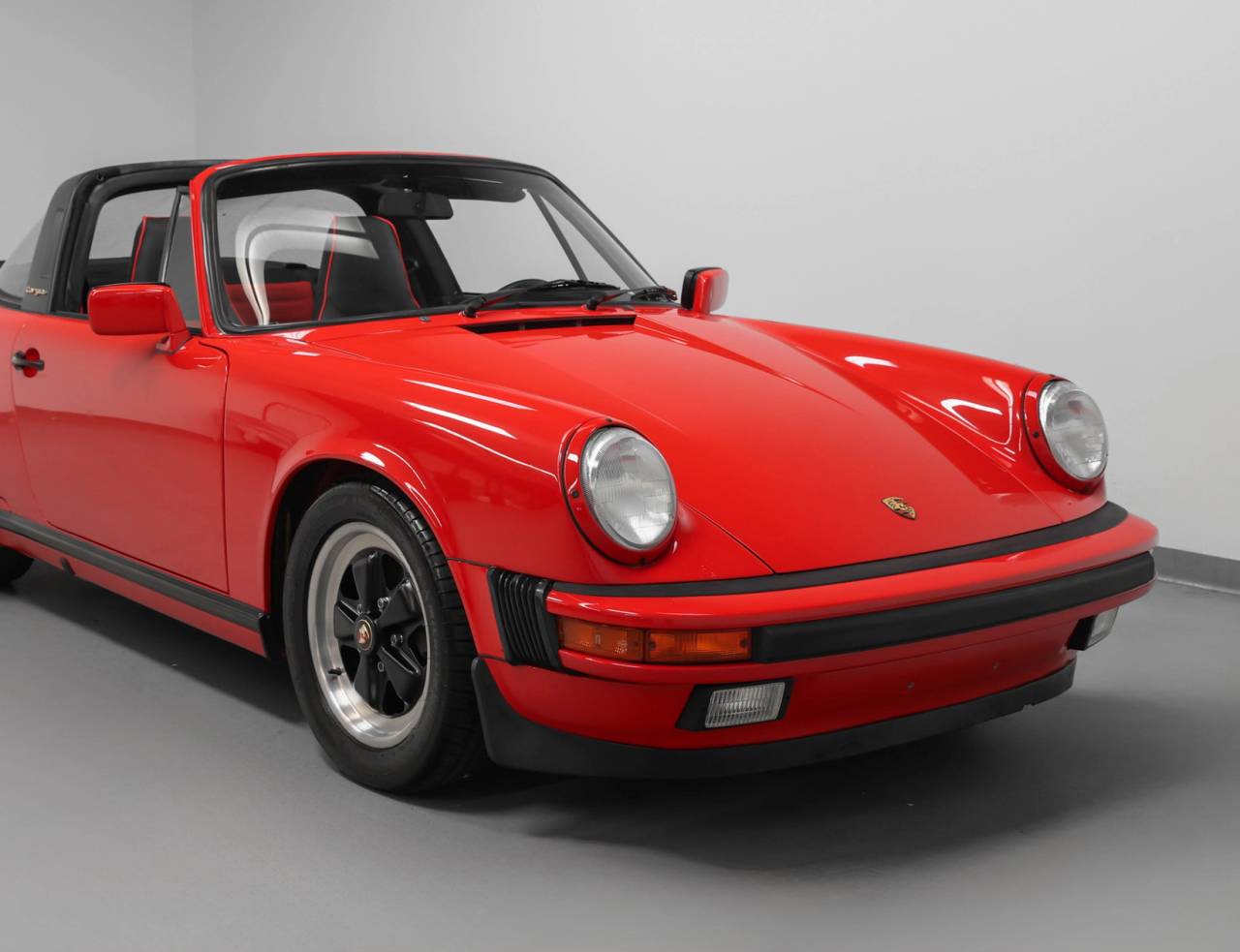 1988 Porsche 911 SC Targa (RHD)