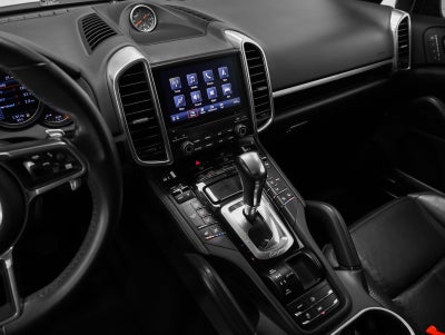 2018 Porsche Cayenne Cayenne Platinum Edition