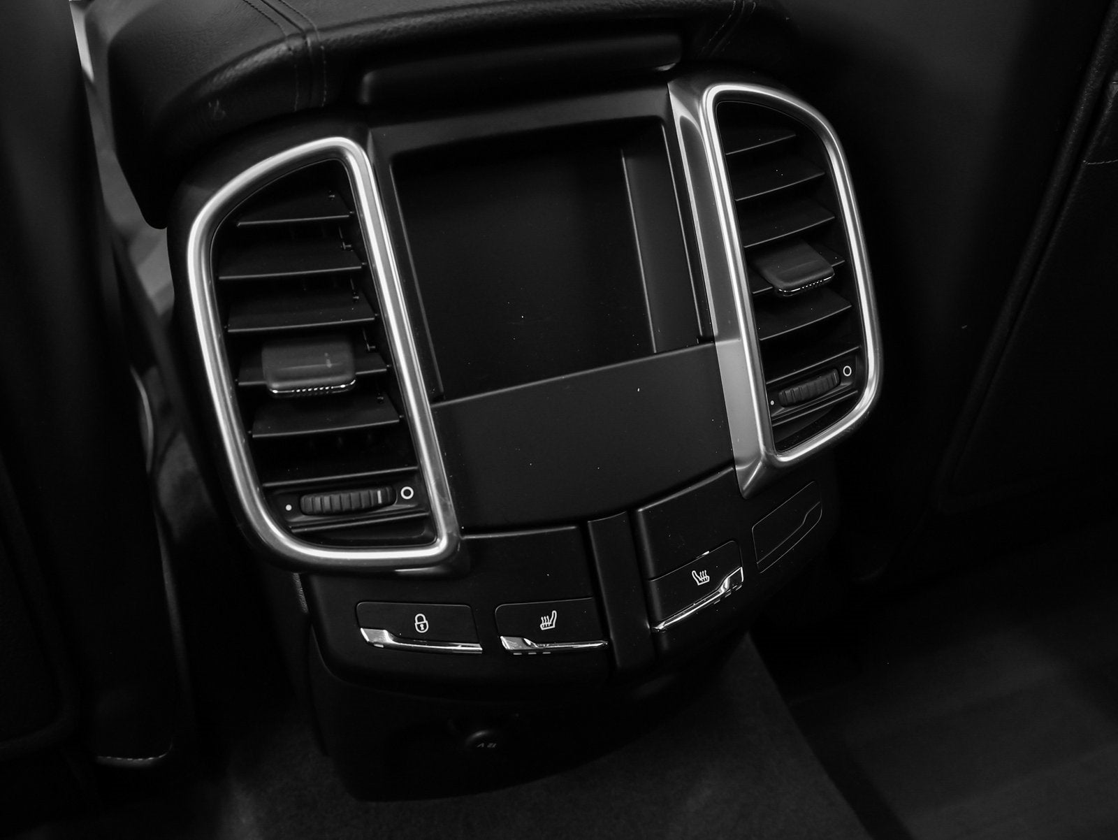 2018 Porsche Cayenne Cayenne Platinum Edition