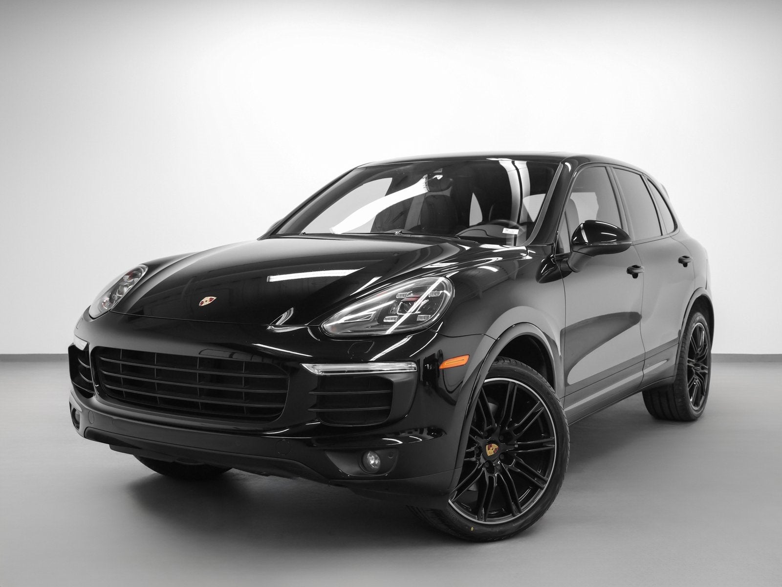 2018 Porsche Cayenne Cayenne Platinum Edition