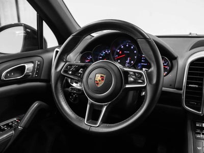 2018 Porsche Cayenne Cayenne Platinum Edition