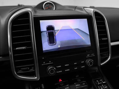 2018 Porsche Cayenne Cayenne Platinum Edition