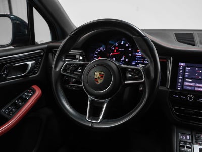 2019 Porsche Macan Macan