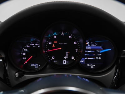 2019 Porsche Macan Macan
