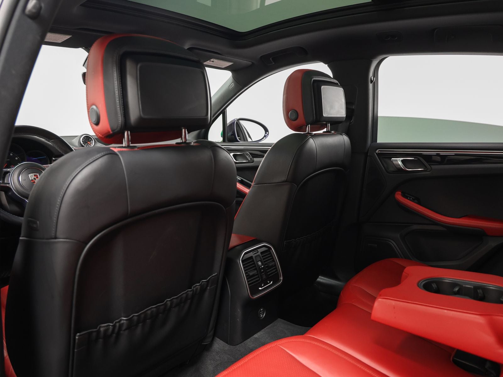 2019 Porsche Macan Macan