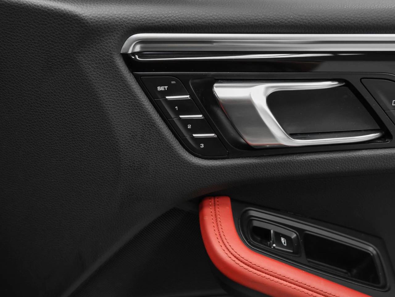 2019 Porsche Macan Macan