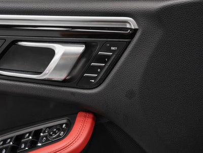 2019 Porsche Macan Macan