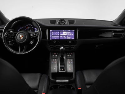 2023 Porsche Macan Macan T (MY23)