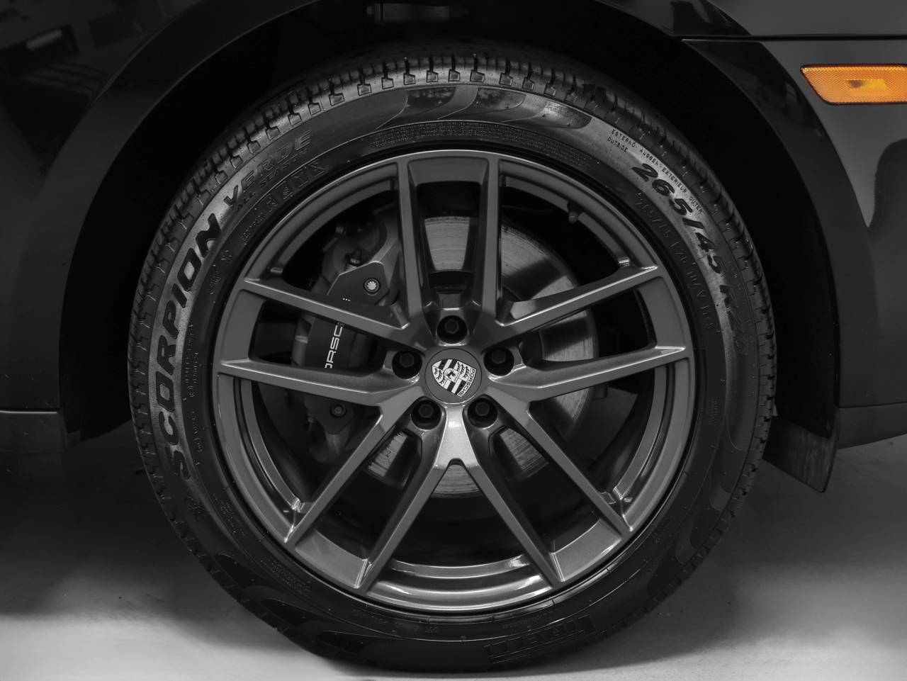 2023 Porsche Macan Macan T (MY23)