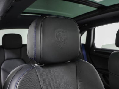 2023 Porsche Macan Macan T (MY23)