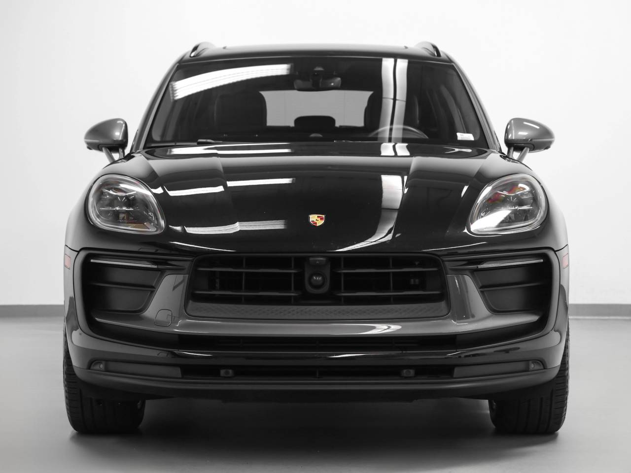 2023 Porsche Macan Macan T (MY23)