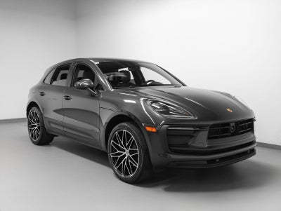 2023 Porsche Macan Macan (MY23)