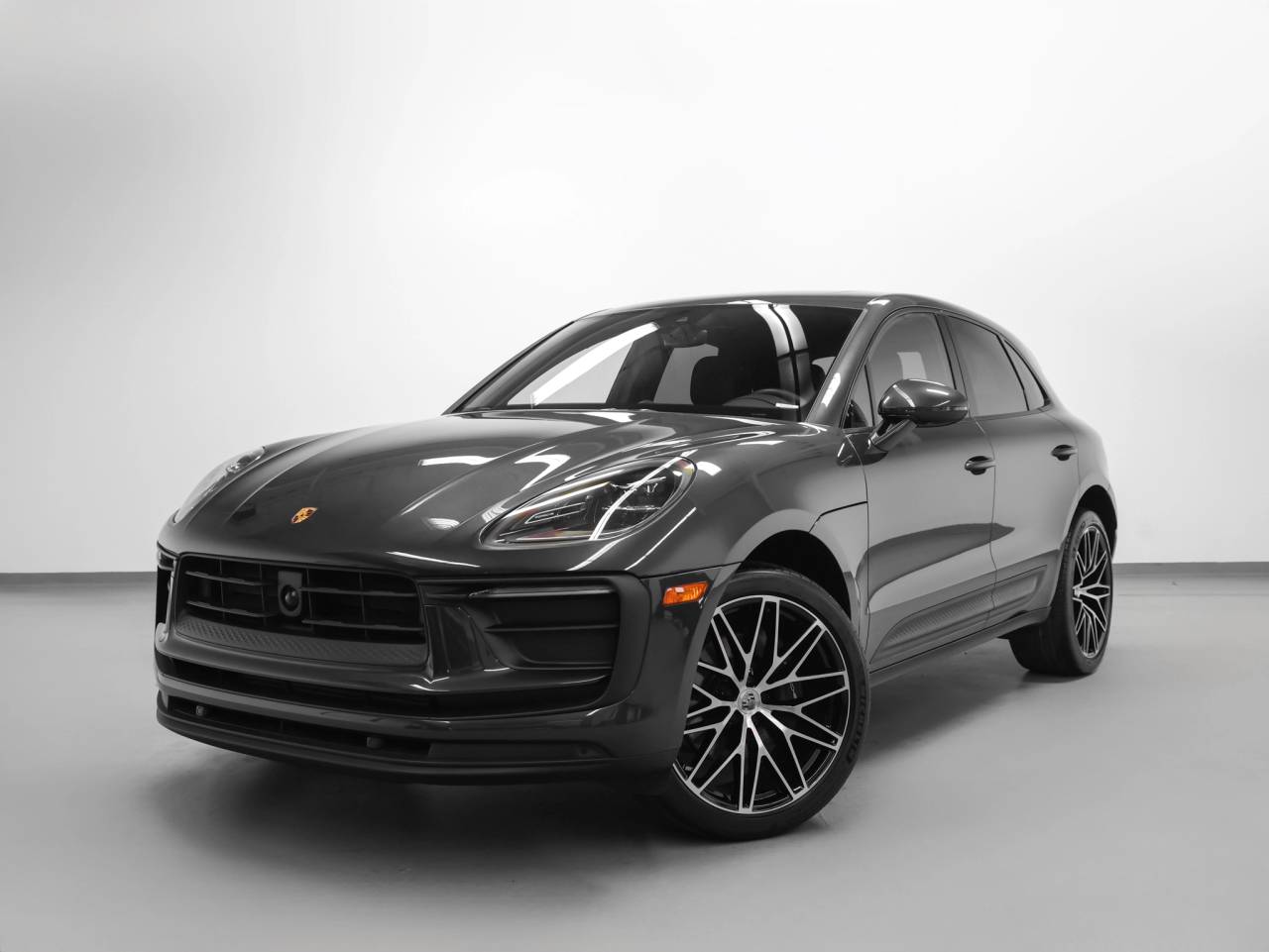 2023 Porsche Macan Macan (MY23)