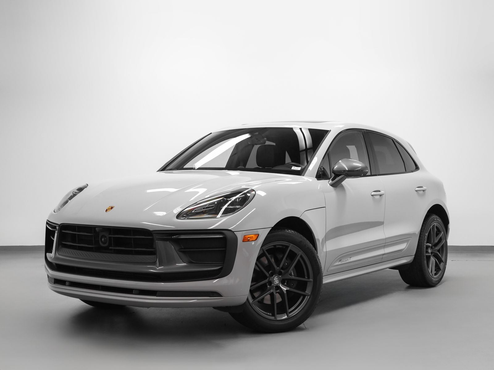 2023 Porsche Macan Macan T (MY23)