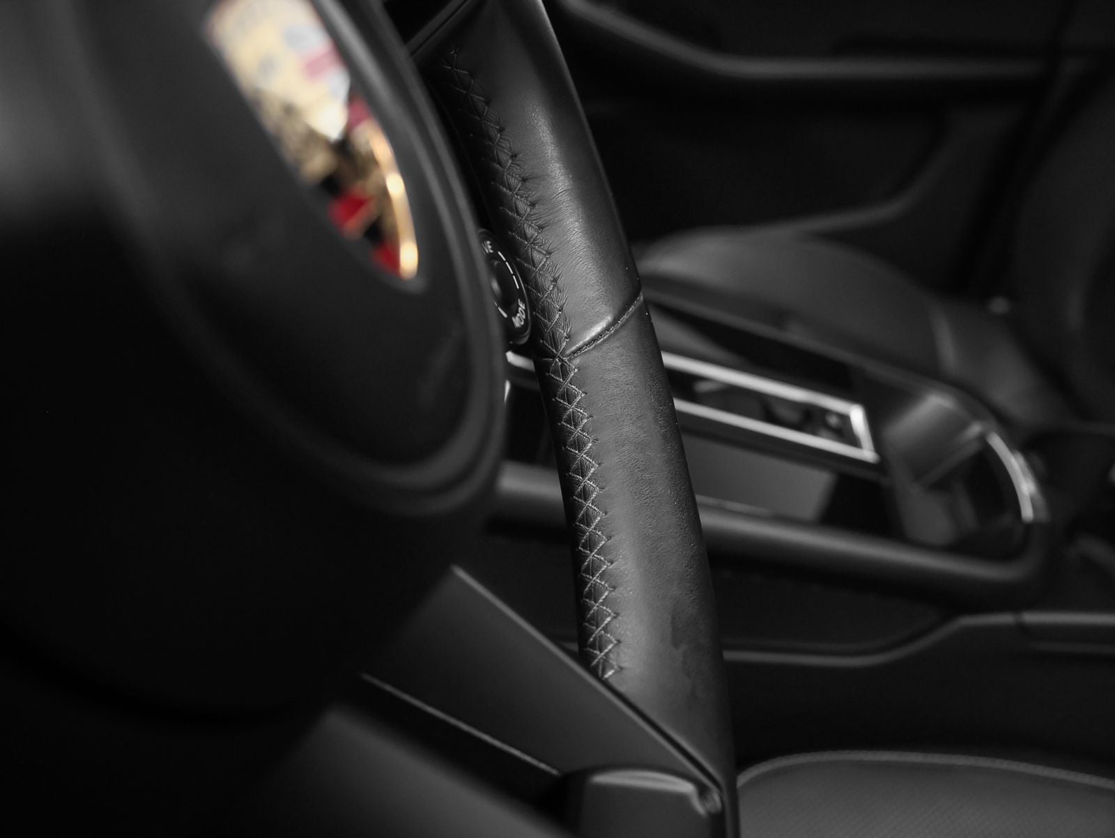 2023 Porsche Macan Macan T (MY23)