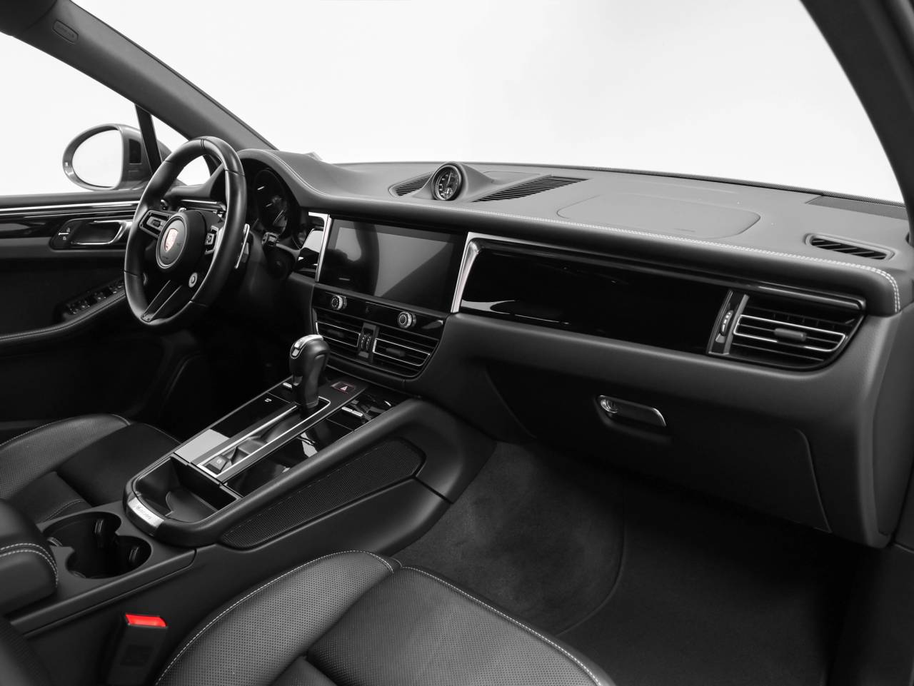 2023 Porsche Macan Macan T (MY23)