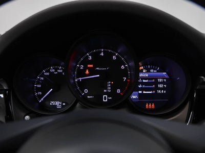 2023 Porsche Macan Macan T (MY23)