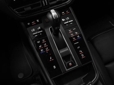 2023 Porsche Macan Macan T (MY23)