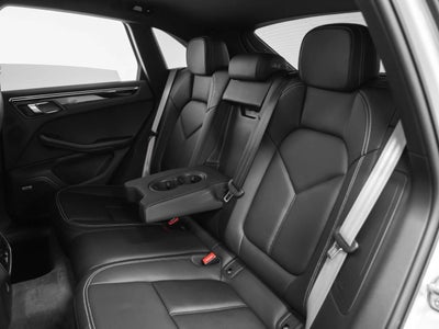 2023 Porsche Macan Macan T (MY23)