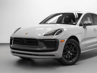 2023 Porsche Macan Macan T (MY23)