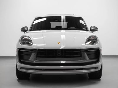 2023 Porsche Macan Macan T (MY23)