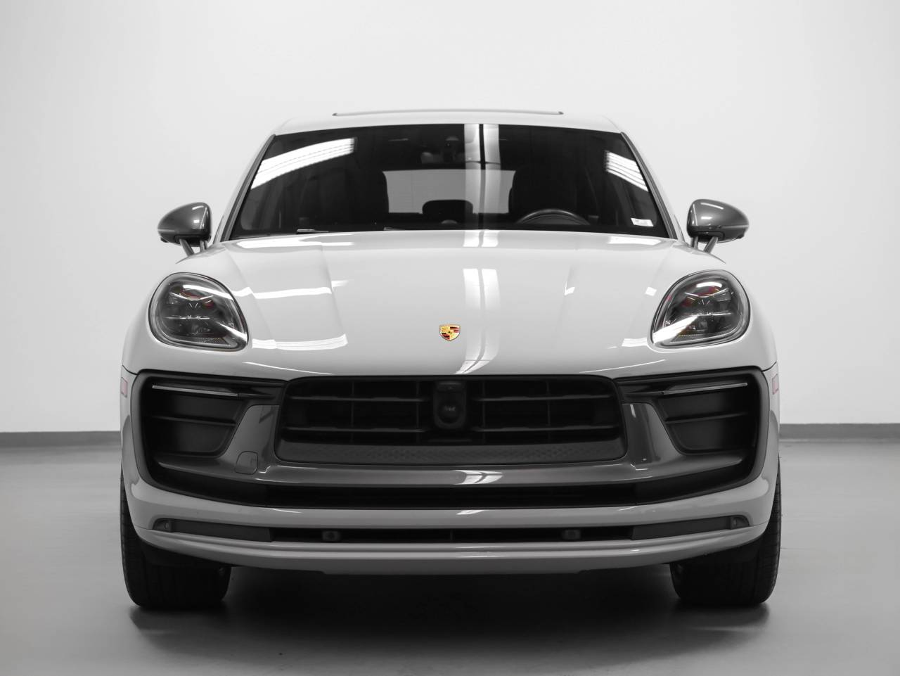 2023 Porsche Macan Macan T (MY23)