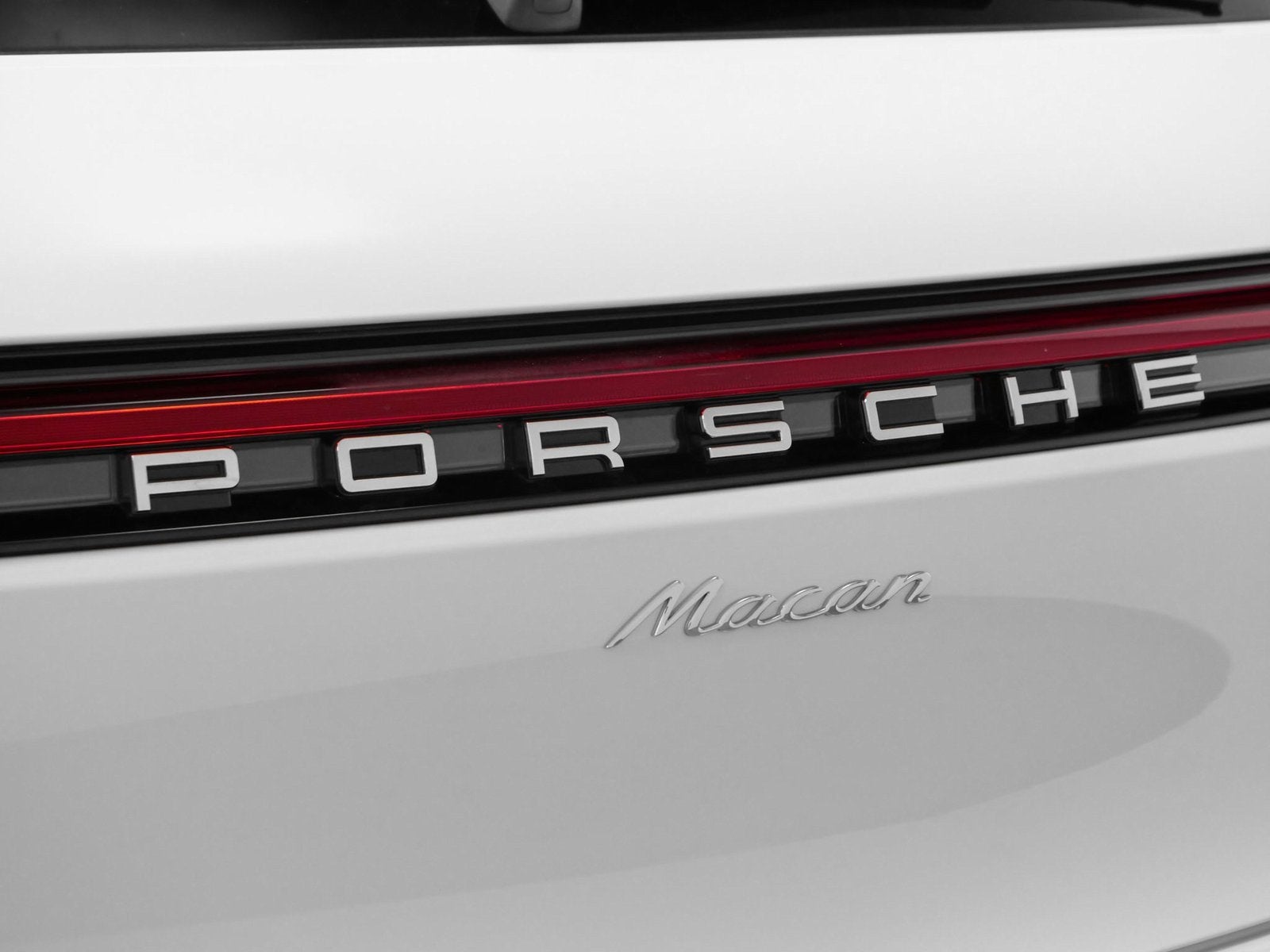 2025 Porsche Macan Macan