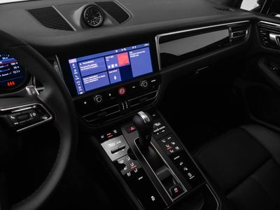 2025 Porsche Macan Macan