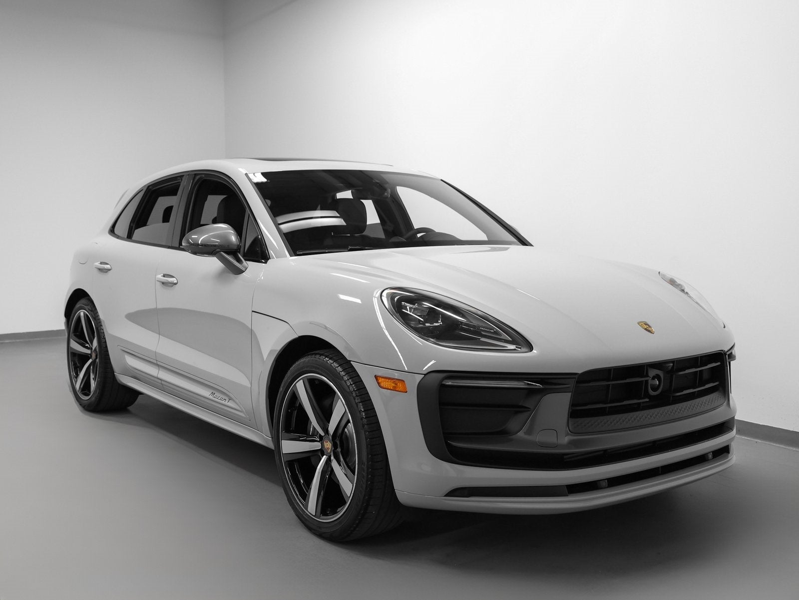 2026 Porsche Macan Macan T