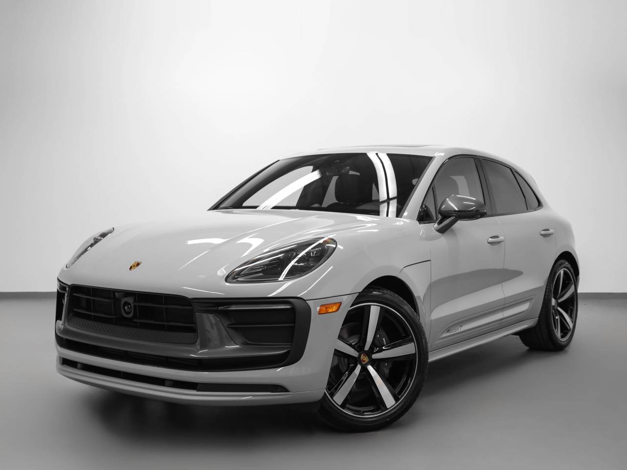 2026 Porsche Macan Macan T