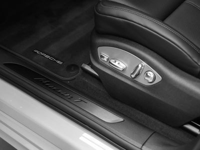 2026 Porsche Macan Macan T