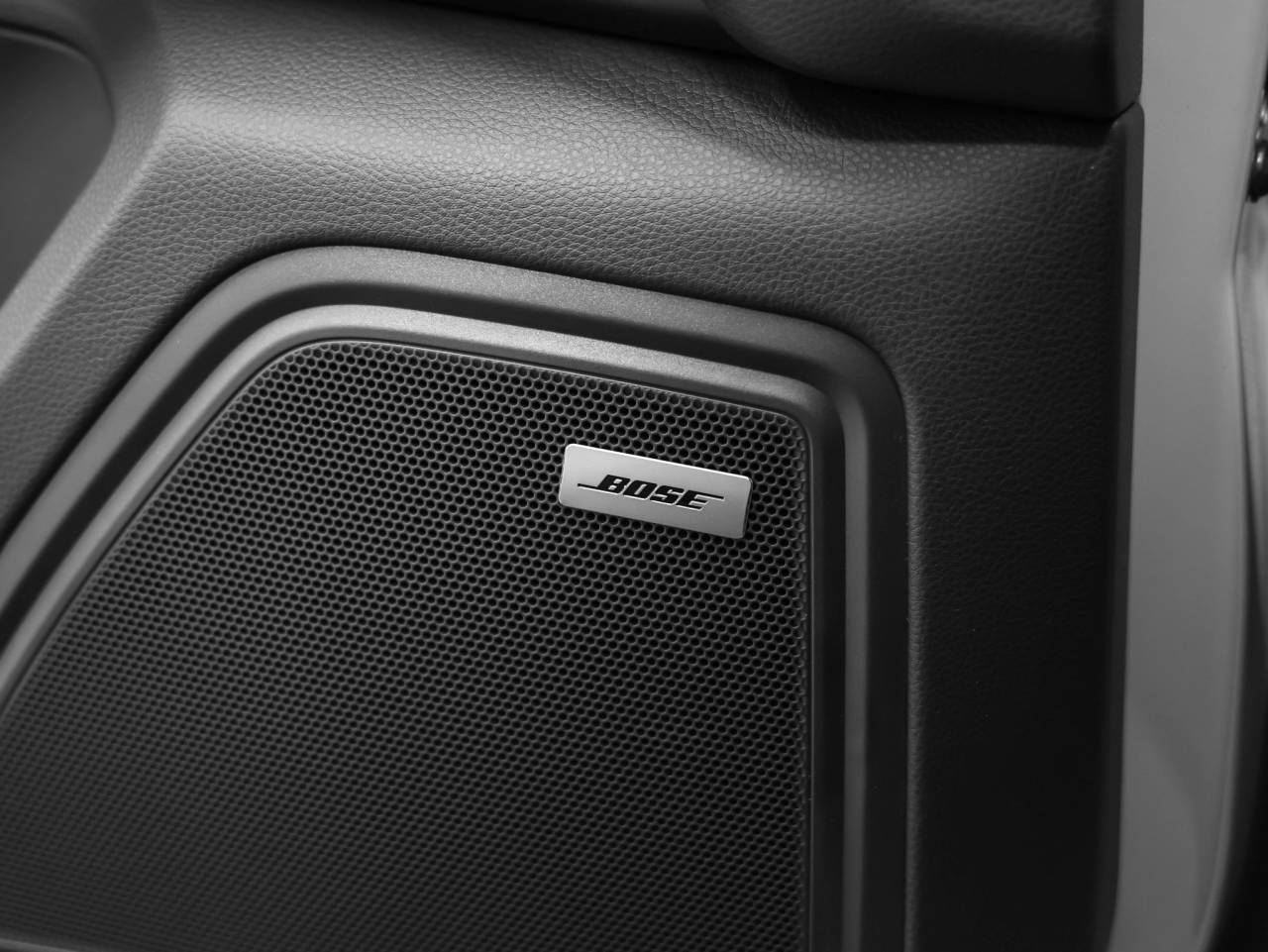 2026 Porsche Macan Macan T