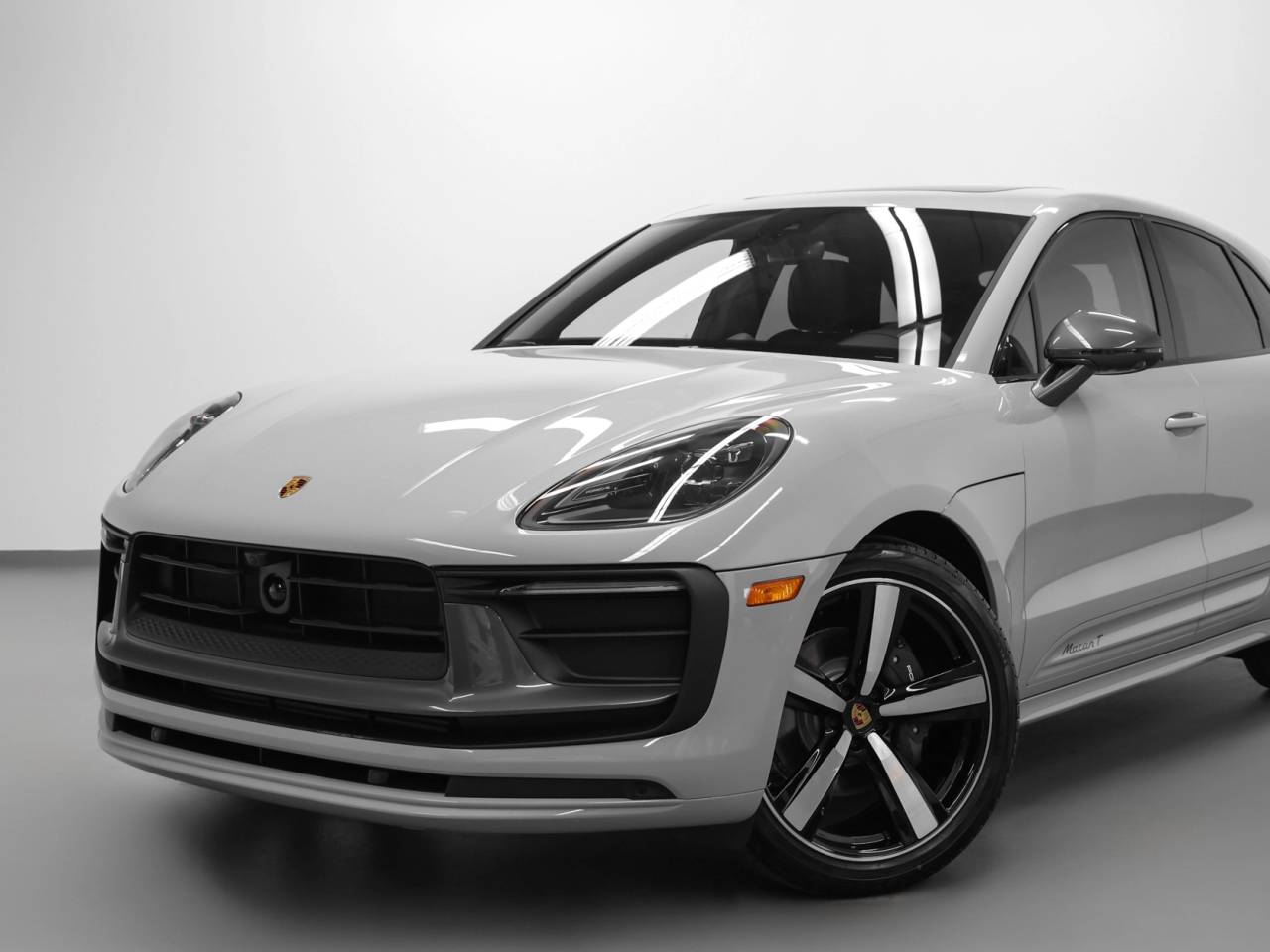 2026 Porsche Macan Macan T
