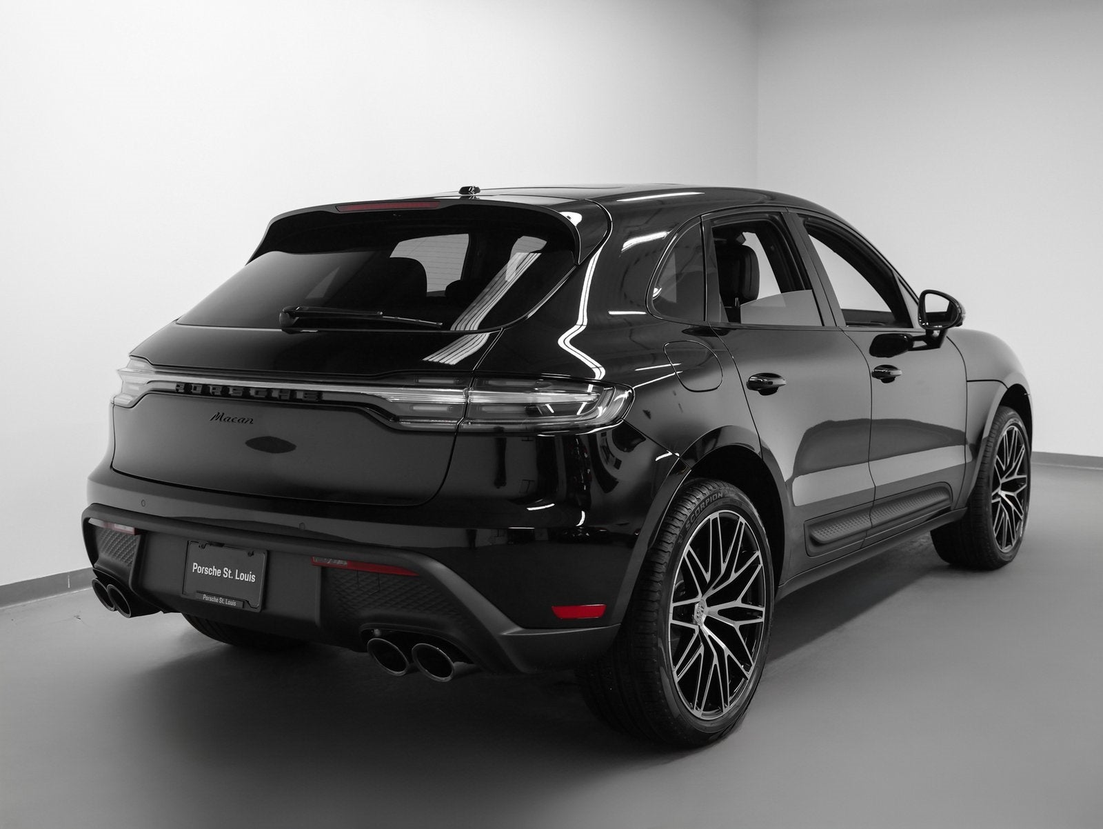 2026 Porsche Macan Macan