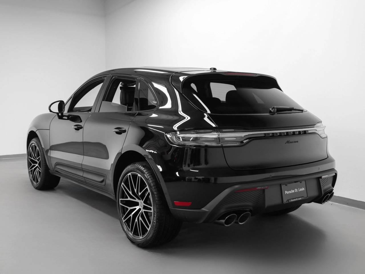 2026 Porsche Macan Macan