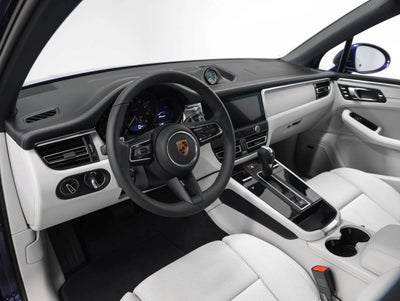 2026 Porsche Macan Macan